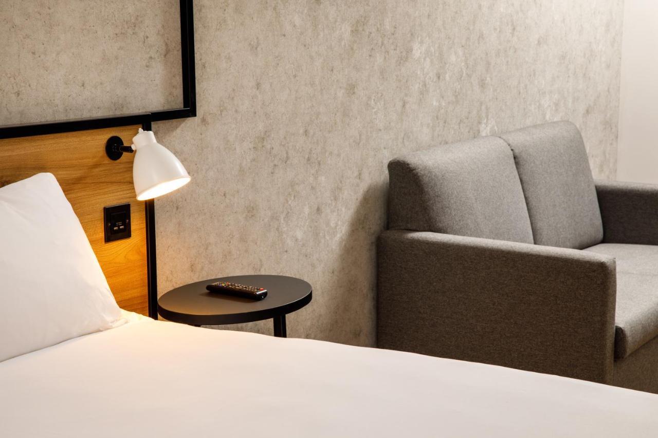Ibis London Heathrow Terminal 5 Hotell Hillingdon Eksteriør bilde