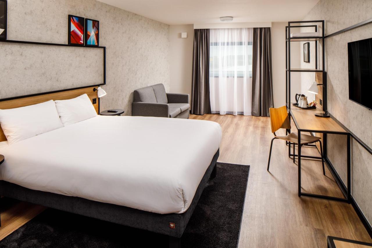 Ibis London Heathrow Terminal 5 Hotell Hillingdon Eksteriør bilde