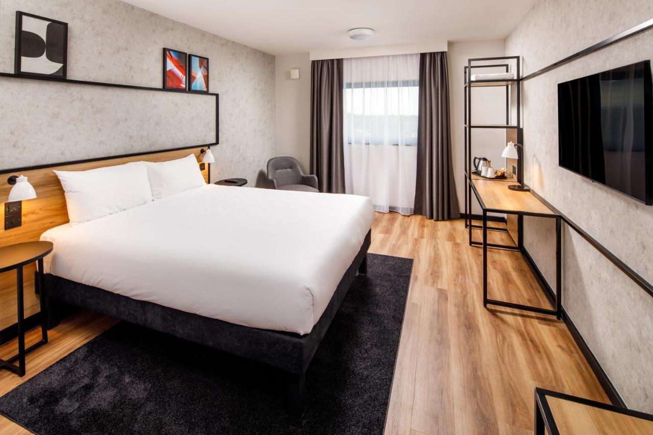 Ibis London Heathrow Terminal 5 Hotell Hillingdon Eksteriør bilde