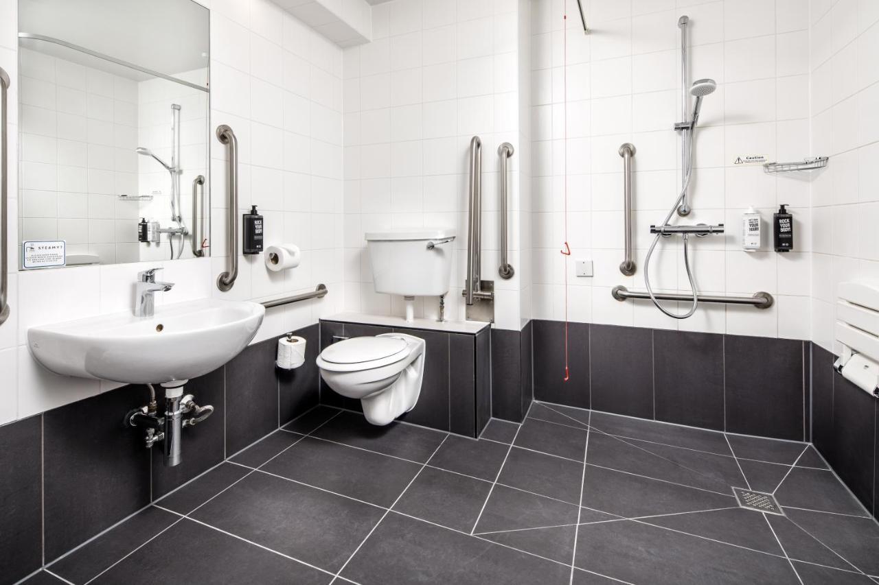 Ibis London Heathrow Terminal 5 Hotell Hillingdon Eksteriør bilde