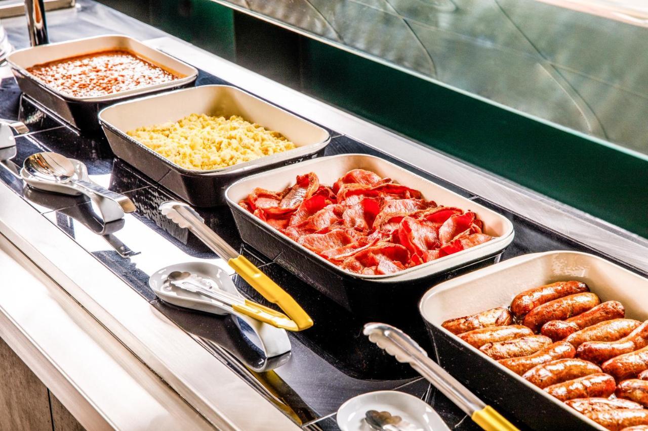 Ibis London Heathrow Terminal 5 Hotell Hillingdon Eksteriør bilde